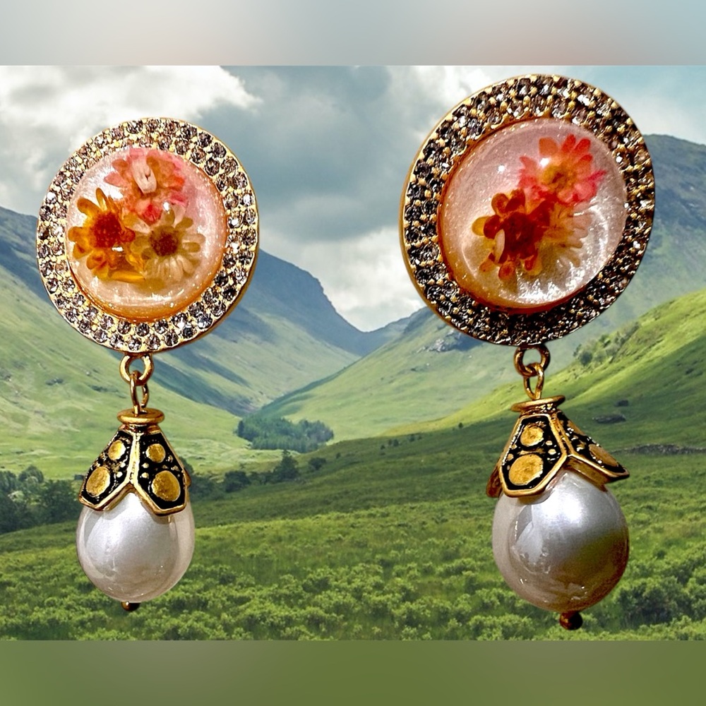 Elegant Floral Gold and White Pearl Drop Earrings